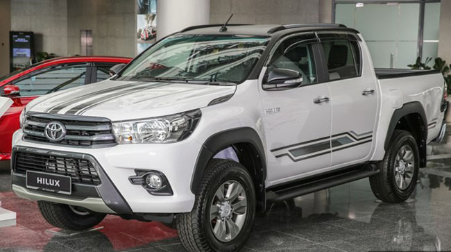 toyota-hilux-24g-limited-edition-2017.jpg